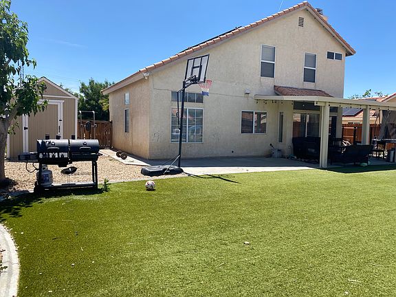 5th image of 13081 Stanford Dr