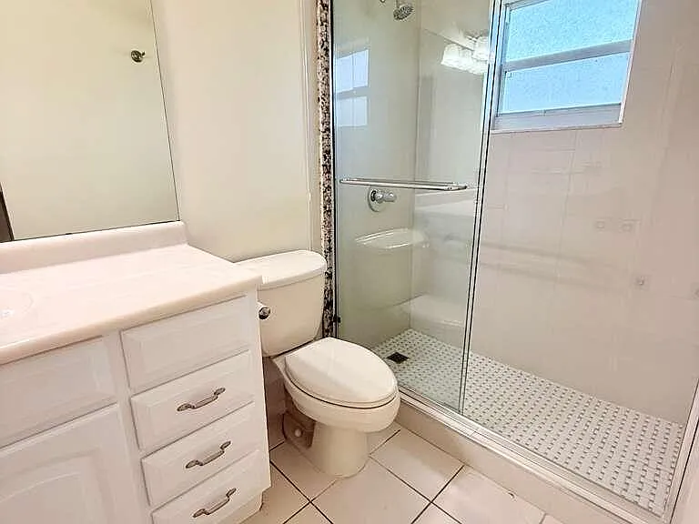 1918 Palmland Dr #2 — Photo 5