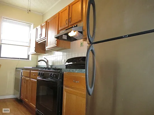 Rented by Brown Harris Stevens | media 9