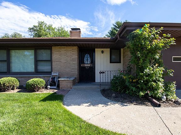 2nd image of 3612 Belvoir Dr