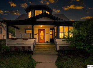 3721 S 25th St, Omaha, NE 68107