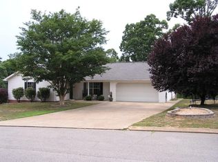 10007 Bear Trail Dr, Soddy Daisy, TN 37379