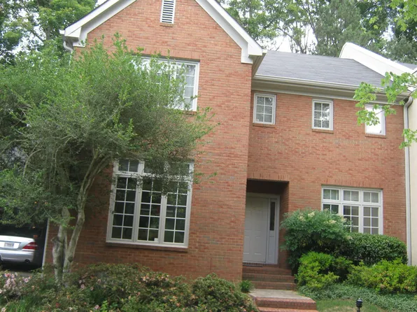 43 Paces West Dr NW, Atlanta, GA 30327