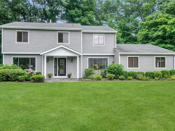 15 Pea Pond Lane, Briarcliff Manor, NY 10510