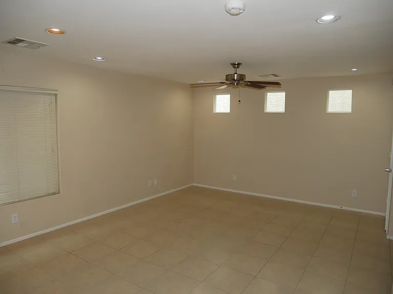 9112 Pearl Cotton Ave — Photo 5