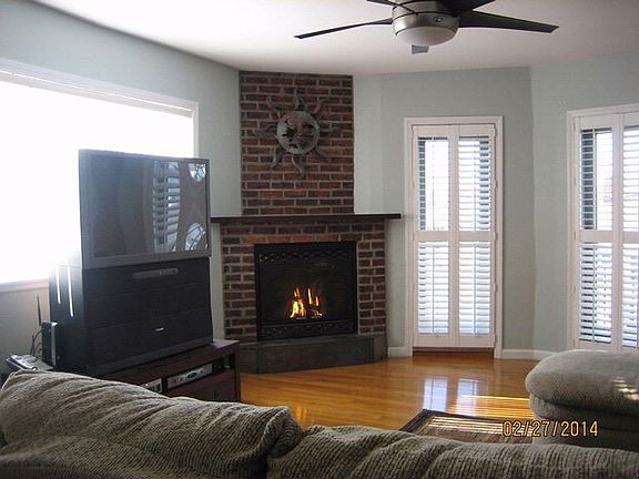4th image of 11917 Newport Ave