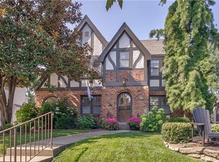417 W 70th St, Kansas City, MO 64113