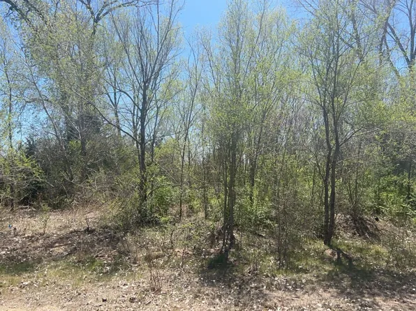 15 Rivendale Add #D, Wichita, KS 67216