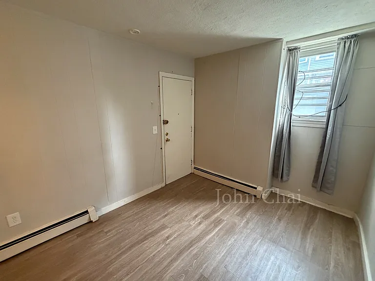2 Woodlawn St #2R — Photo 10