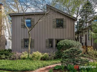2010 Lincoln St, Evanston, IL 60201