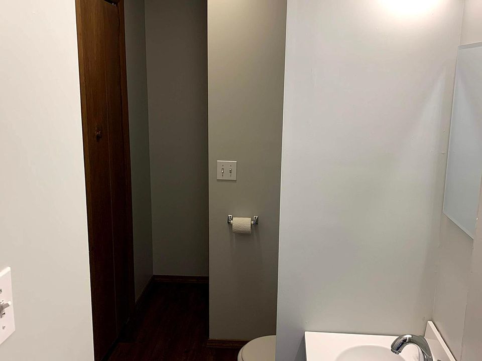 1st image of 805 E Water St