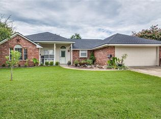 207 S Henrietta St, Ferris, TX 75125