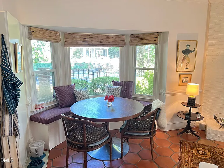 1401 Governors Ct — Photo 4
