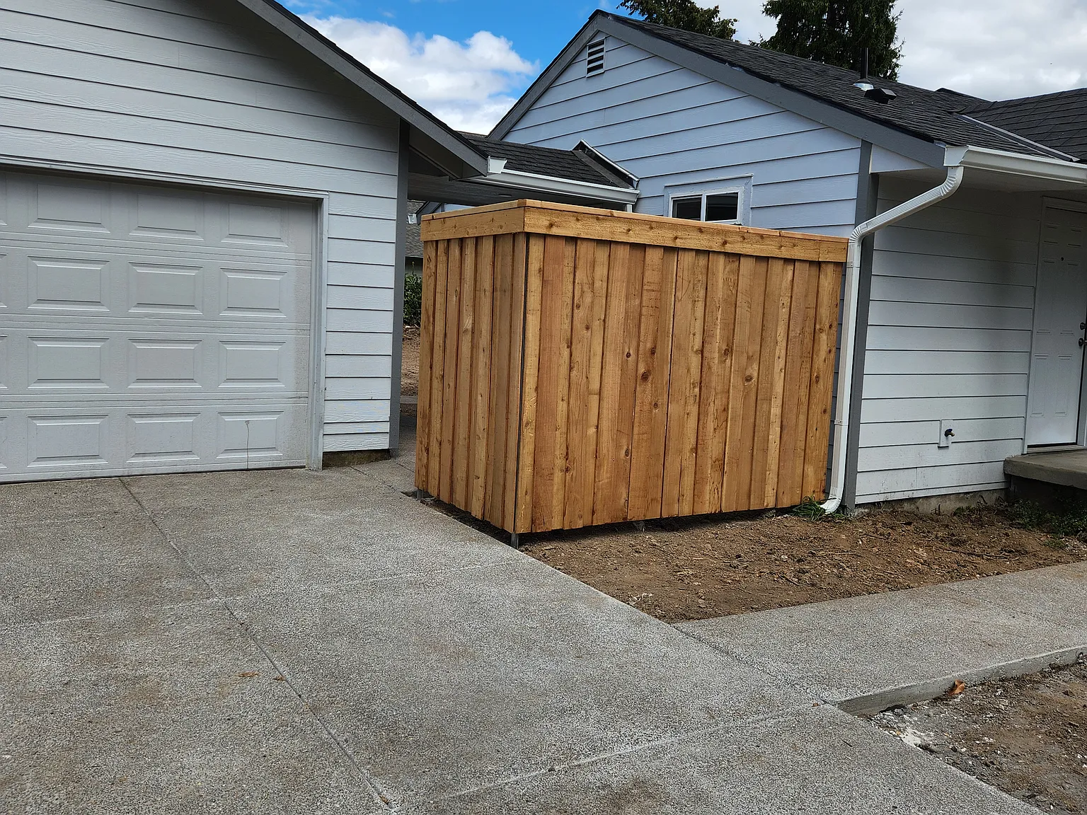 2 bed, 740 sqft, $1,875 — Photo 1