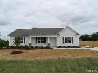 52 Cornfield Ln, Benson, NC 27504