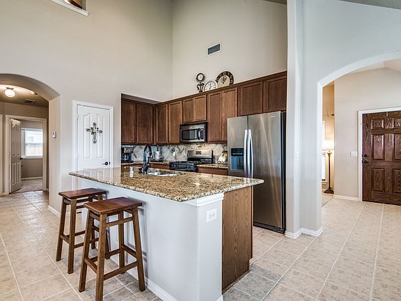 2440-trailview-dr-little-elm-tx-1-High-Res-8.jpg
