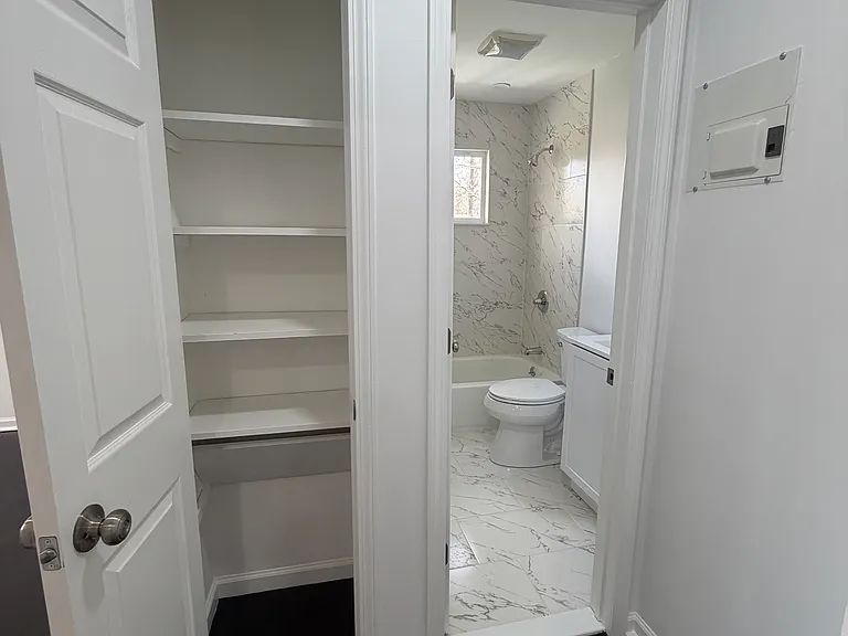 14 Central Dr #5 — Photo 7