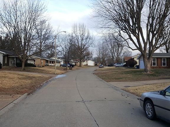 5th image of 774 Lamplight Ln