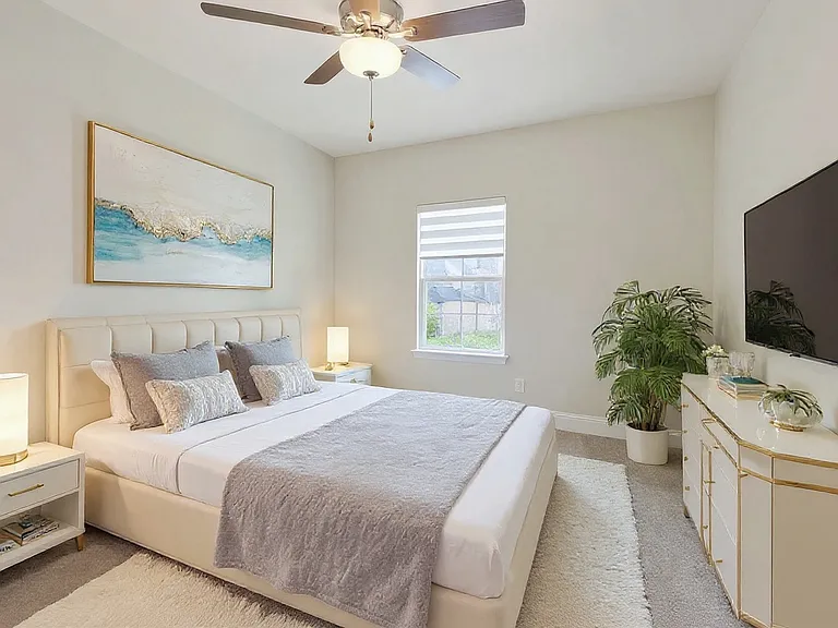 2521 Hampstead Ln — Photo 14