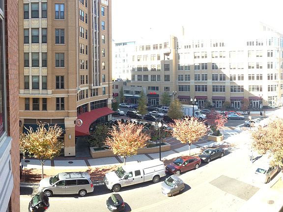 2nd image of 1205 Garfield St #408