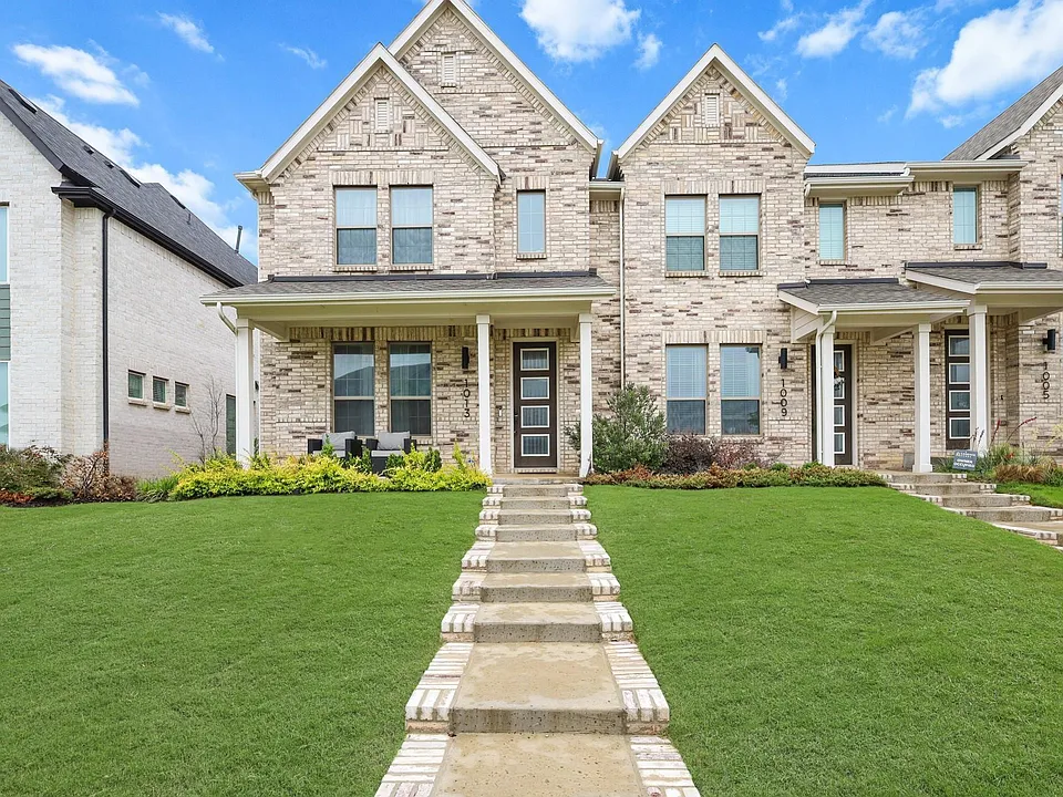 1013 Carnation Dr