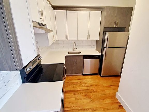 5th image of 173 Martense St #Penthouse