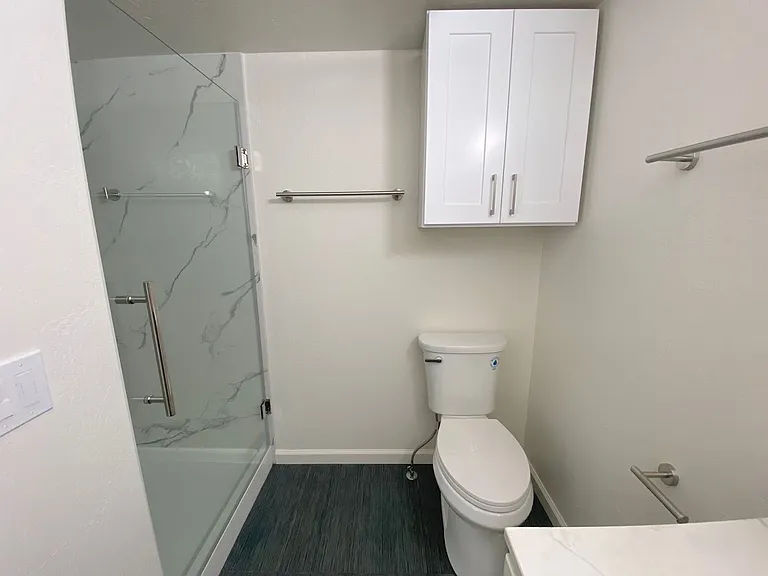 1112 Buena Vista Ave — Photo 17