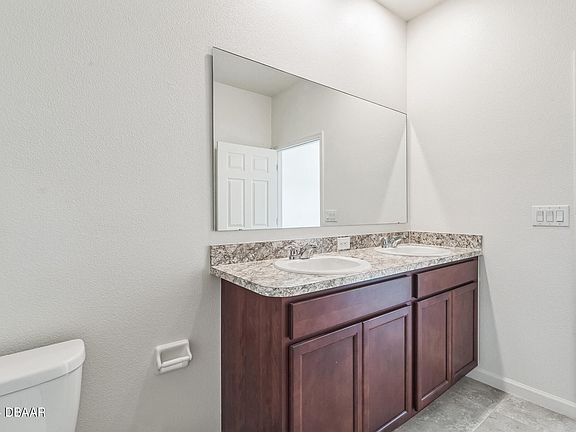 5th image of 620 Remington Green Dr SE #103