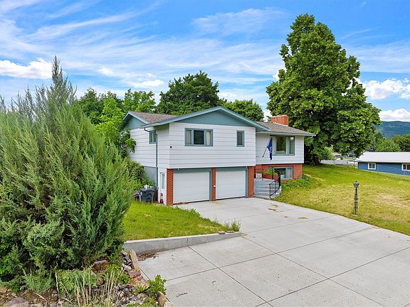 2nd image of 3929 Sun Rose Dr
