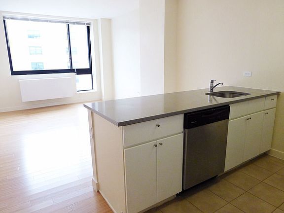 3rd image of 2080 Frederick Douglass Blvd APT 2B