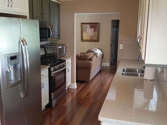 2nd image of 5686 Woodland Dr
