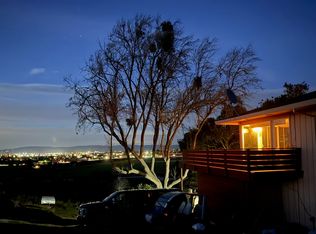 216 Enterprise Rd, Hollister, CA 95023