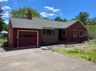 70 Short Beach Rd, Branford, CT 06405