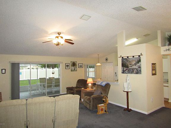 4th image of 12 Ryecroft Ln