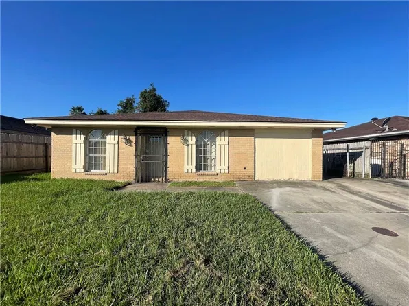 7540 Pineridge St, New Orleans, LA 70128