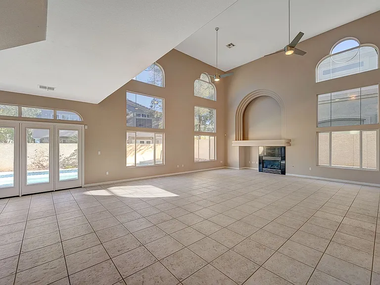 1934 Grey Eagle St — Photo 23