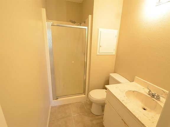 4th image of 103 Hindman St