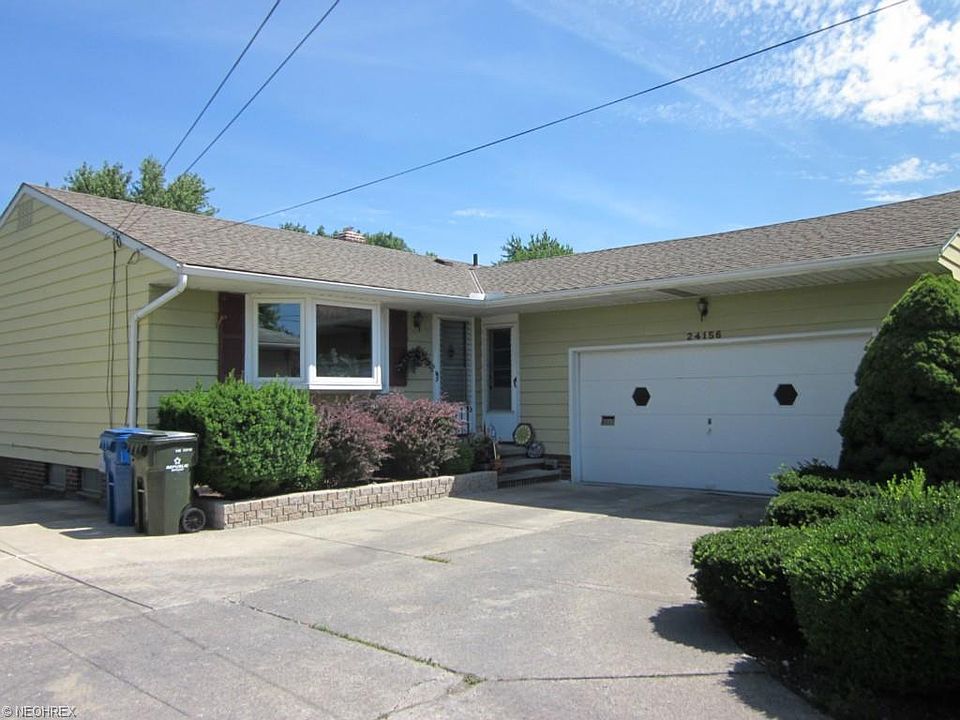 1st image of 24156 Rosita Ln