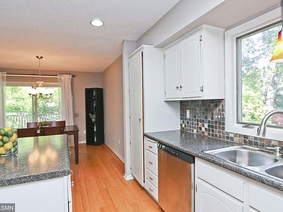 4th image of 1857 Dellwood Ave