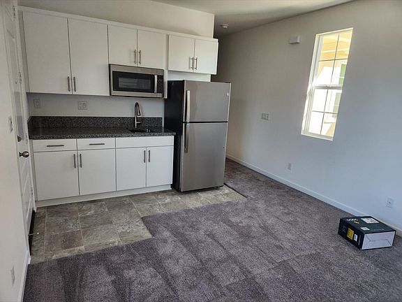4th image of 30688 Noble Ct #B