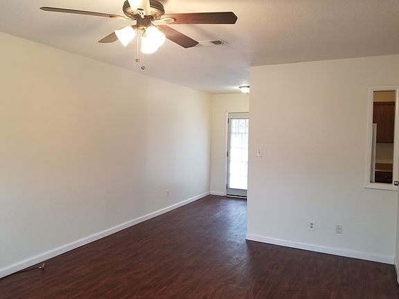 2nd image of 100 Chalfont Dr APT E