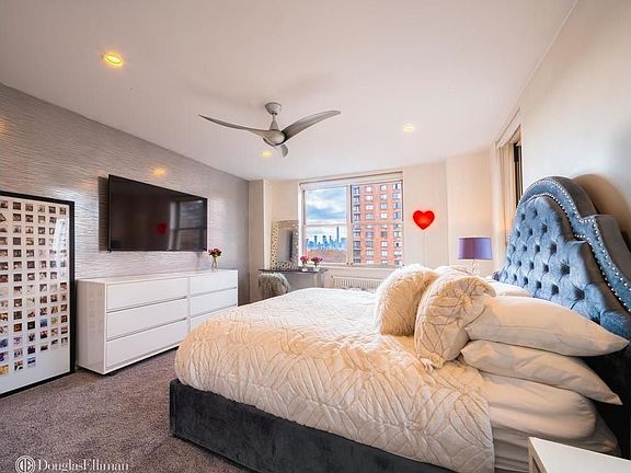 4th image of 410 Central Park W #11E