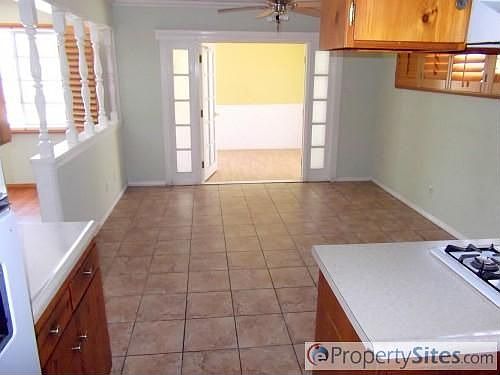 5th image of 11713 Elmrock Ave