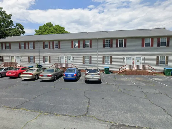 67 E Finch Ave, Denton, NC 27239