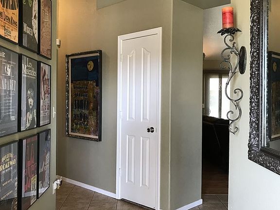 3rd image of 2428 Elderberry Dr
