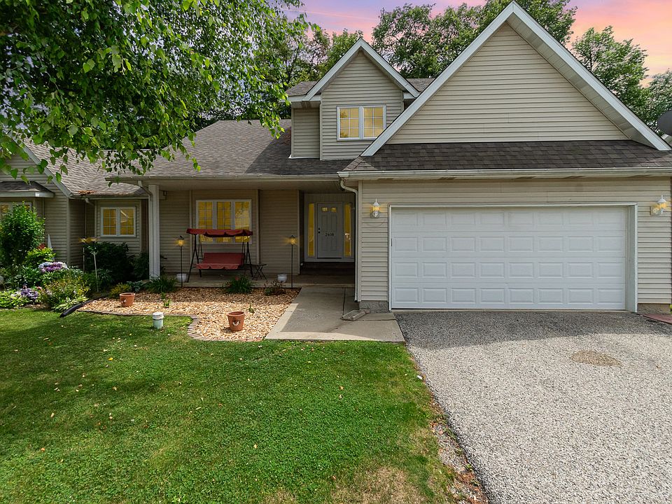 1st image of 2408 Primrose Dr
