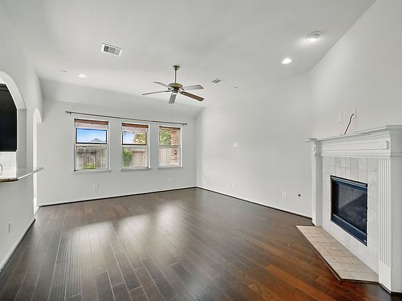 5th image of 26915 Stonebury Heights Ln