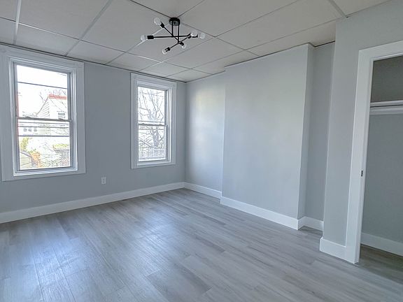 2nd image of 355 8th St #3