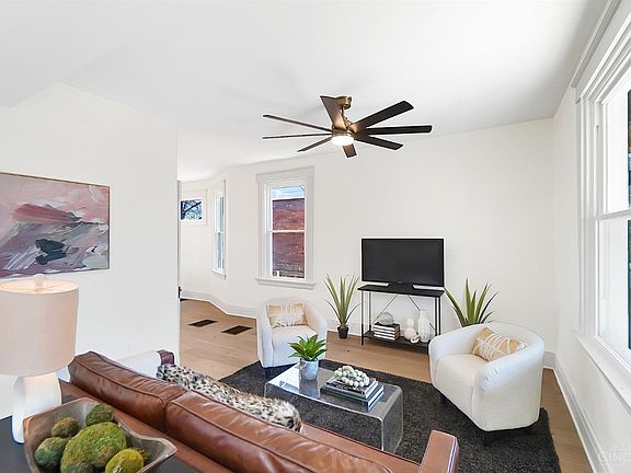 5th image of 3112 Minot Ave