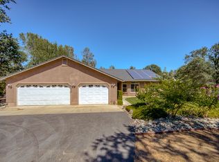 9635 Old Oregon Trl, Redding, CA 96003